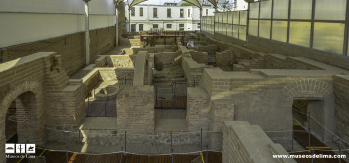 Museo Bodega y Quadra, se ubica en la casa que perteneció al navegante limeño Juan Francisco de la Bodega y Quadra. En la imagen las viviendas encontradas luego de las excavaciones arqueológicas